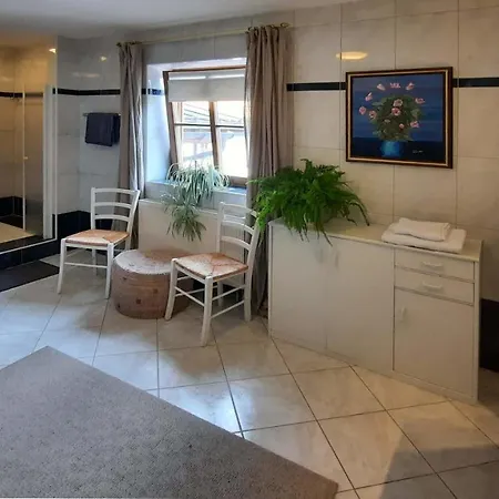 103 M2 Eschenwald Vomlandl Appartement